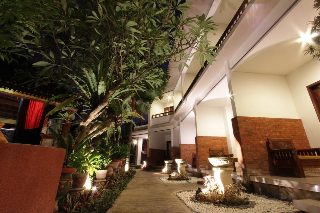 Billy Pendawa Homestay Kuta  Luaran gambar